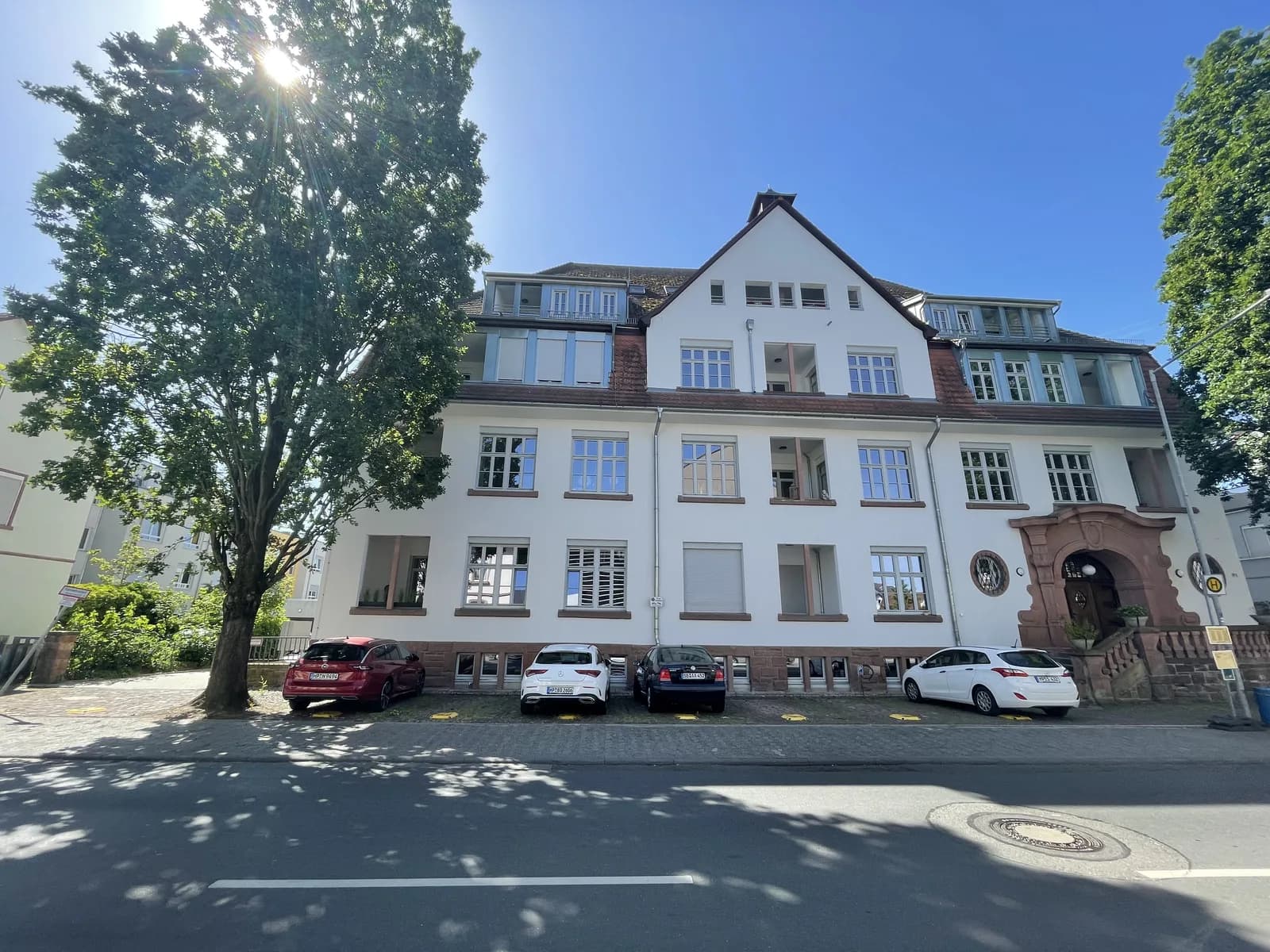 Denkmalgeschützte Rodensteinschule Bensheim – Hausansicht